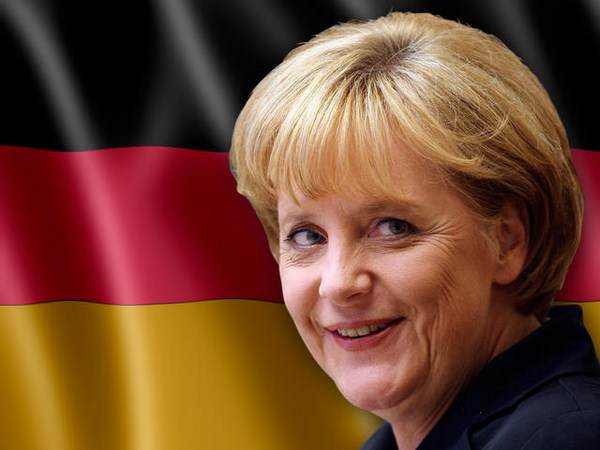 Канцлерът на Германия Ангела Меркел подкрепя електро-бъдещето на колите