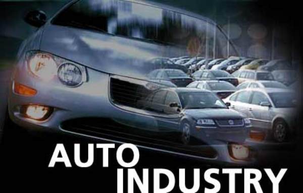 Авто индустрията може да пострада от гръцкия дълг, според шефа на Daimler