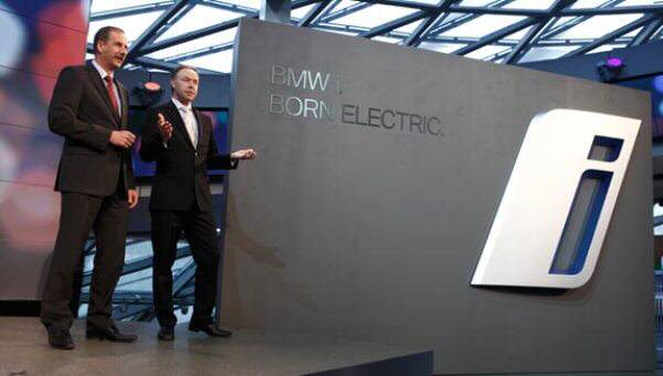Демонстрация на i-платформата за електромобили на BMW