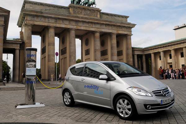 E-mobility Берлин - Германия напредва електромобилно