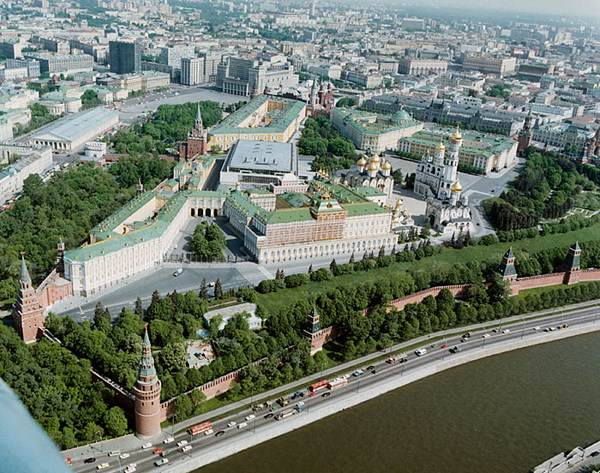 Москва е пръв сред руските градове, където ще са поставени (ударно) зарядни станции за електромобили