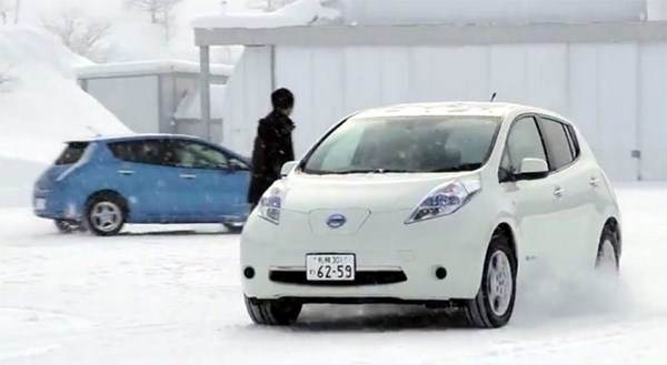 Nissan Leaf в необичаен, снежен тест