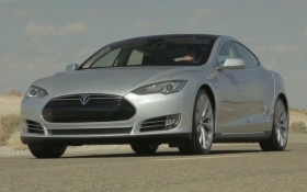 Tesla Model S 85 кВтч