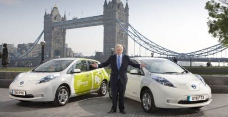 Nissan LEAF е звездата на Source London, поне засега