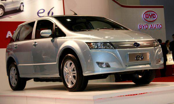 BYD E-6 - скромен, но достатъчен