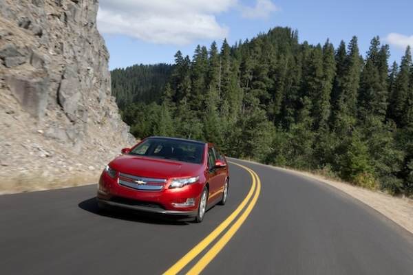 Chevrolet Volt в планината