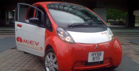 Електрическият i-MIEV се цели в администрацията