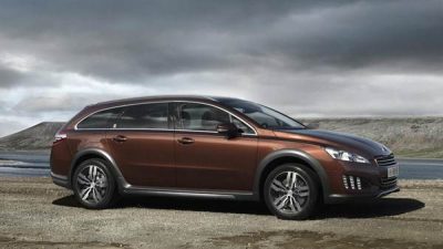 След два месеца, хибридът Peugeot 508 RXH ще буде официално представен пред публика