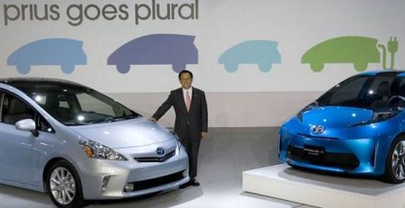 Популярният Prius през 2012 ще бъде зареждаем хибрид