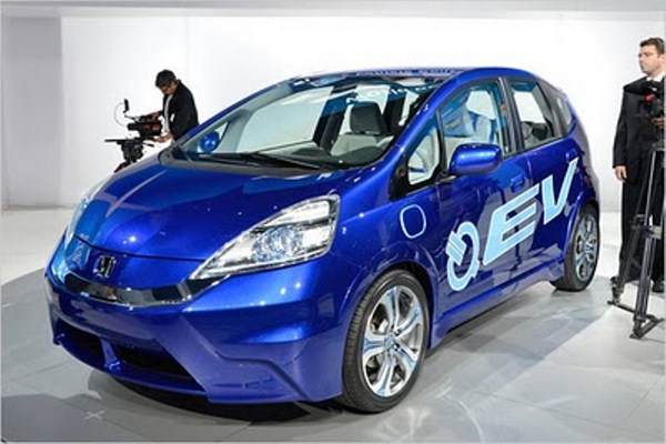 Новата електрическа Honda Jazz ще е на пазара от догодина