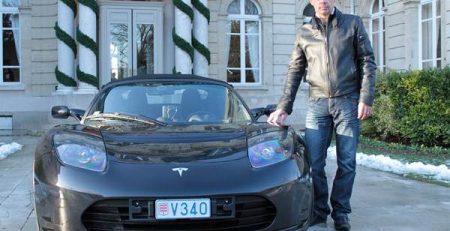 Фабрис Капитен и неговата Tesla са готови за Тур дьо Франс - за първи път изминат с електромобил