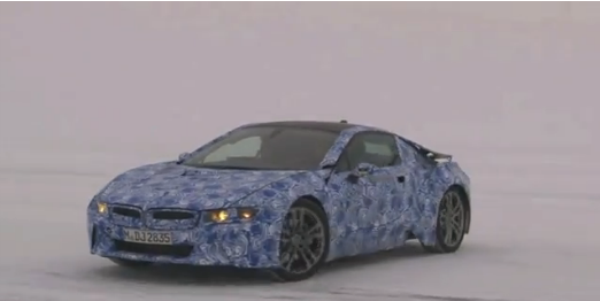 Снежни тестове с BMW i8