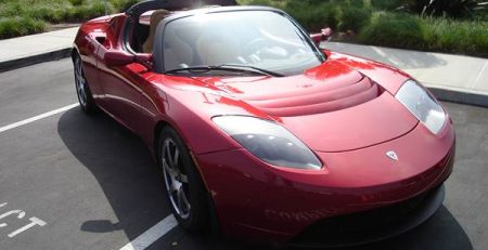 Има ли основание за тревога при батериите на Tesla Roadster?