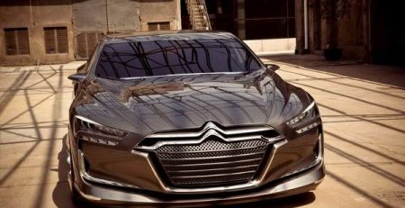 Зареждаемият хибрид Citroen DS9 е с впечатляваща визия и е новият флагман на марката