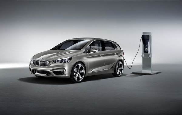 bmw-concept-active-tourer-zarezdaem-hibrid