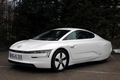 Hibriden Volkswagen XL1 - samo na lizing, moje bi?