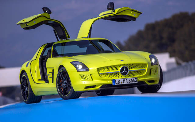 Super sporten siluet i otlichni aerodinamichni harakteristiki , i tehnologii sa pomognali na SLS AMG electric drive da postawi rekord na Nurburgring