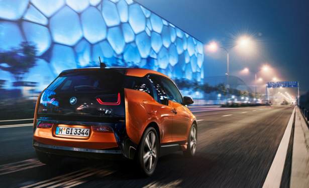 bmw_i3_intermodalna_navigacia_gradski_transport