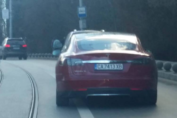 tesla_model_s_sofia.jpg