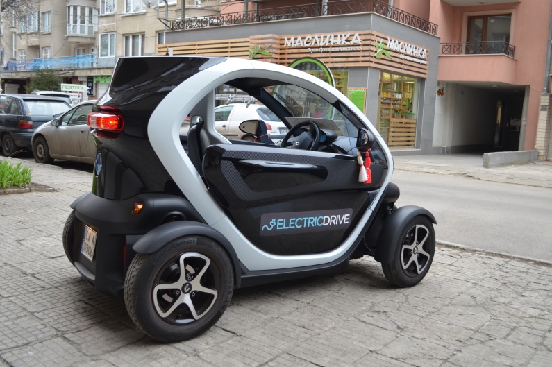 renault-twizy-ecars-bg-2.jpg