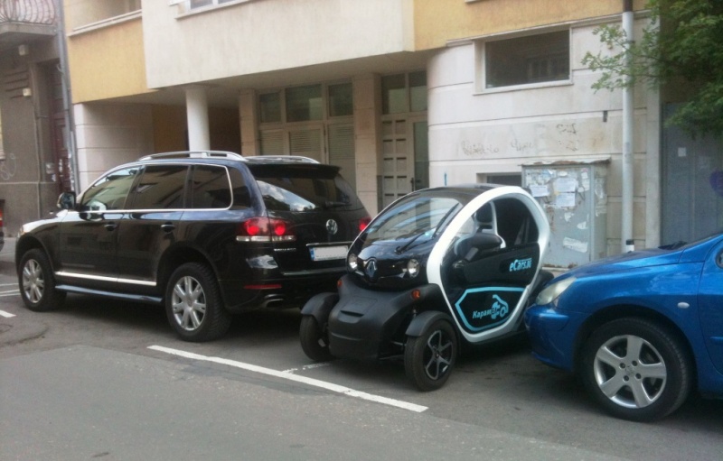 twizy_parkirane.jpg