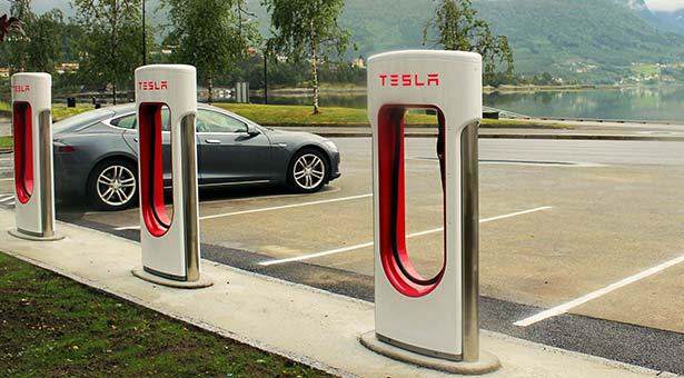 tesla_supercharger_stancia