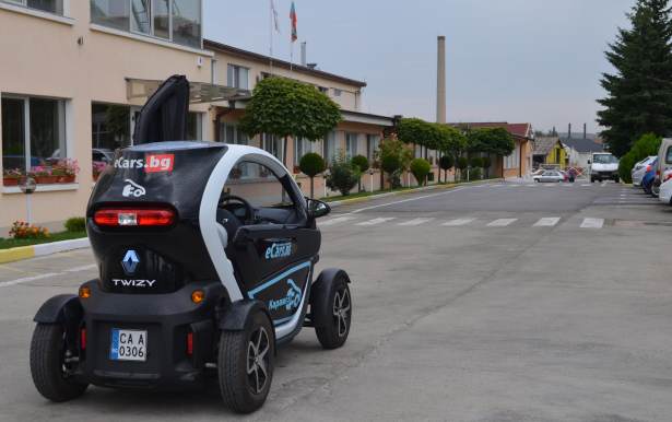 twizy_samokov_ecars_bg