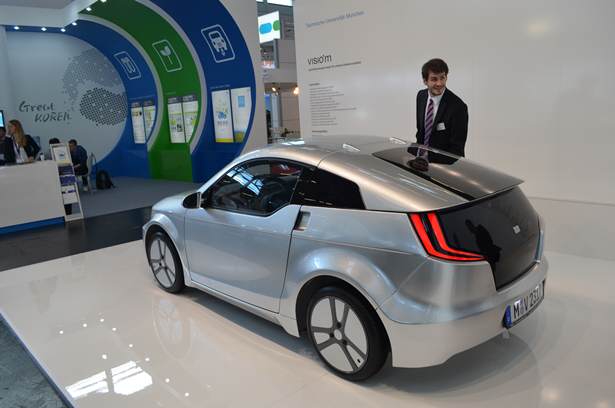 visio-m-elektromobil-otzad-na-ecartec-2014