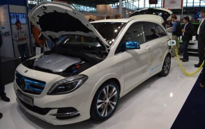 mercedes-benz-b-class-electric-drive-ecartec-munich-2013-ecars-bg