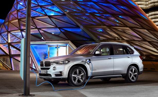 bmw_xDrive40e