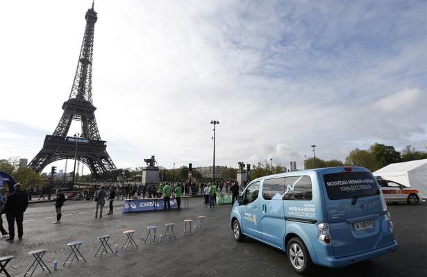 nissan-e-nv200-7-paris