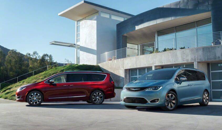 chrysler-pacifica-2016-2017