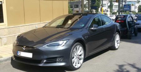 tesla-model-s-2016