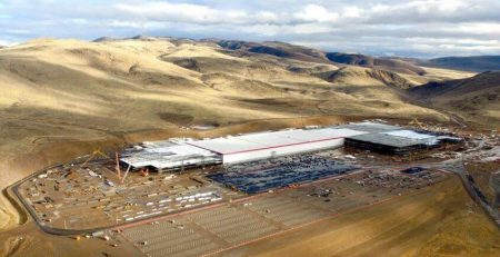 tesla-gigafactory-1-oct-2016