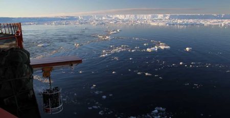 antartica-melting-glacier