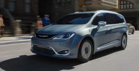 chrysler-pacifica-plugin-hybrid