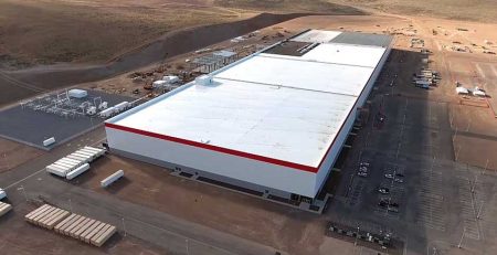 gigafactory-70mw-solar-roof