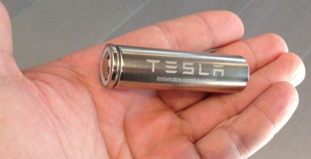 tesla_battery_cell