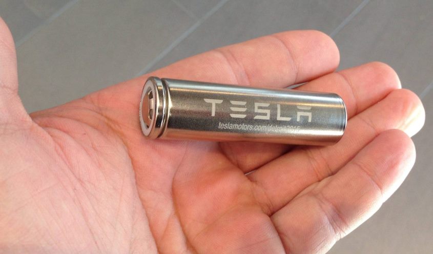 tesla_battery_cell