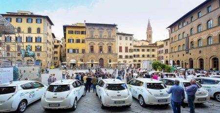 nissan_leaf_electric_taxis_florence