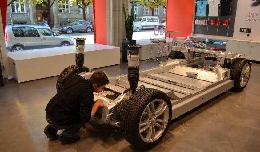 ecars-tesla-salon-munchen