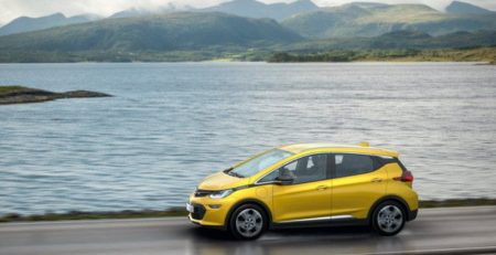 Opel_Ampera_E