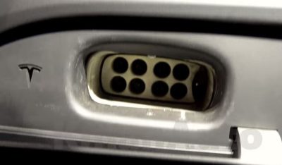 tesla_semi_charging_port