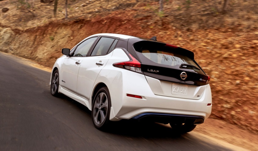 Nissan_Leaf_2018