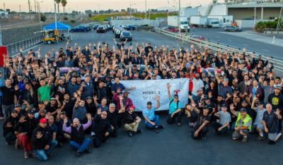 tesla_employees_celebrate_model_3_target