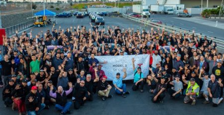 tesla_employees_celebrate_model_3_target