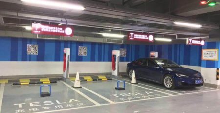 Tesla-Supercharger-anti-parking