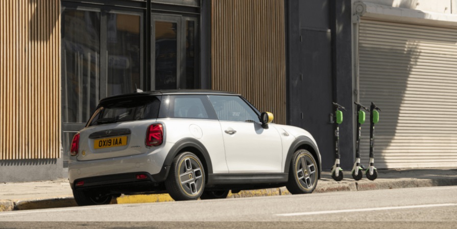 mini-electric-cooper-se-2019-4