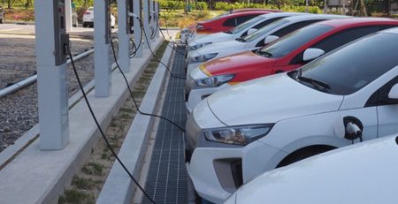 electric-cars-charging