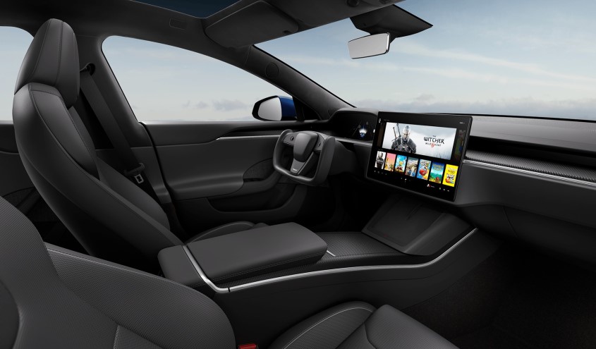 tesla-model-s-interior-2021